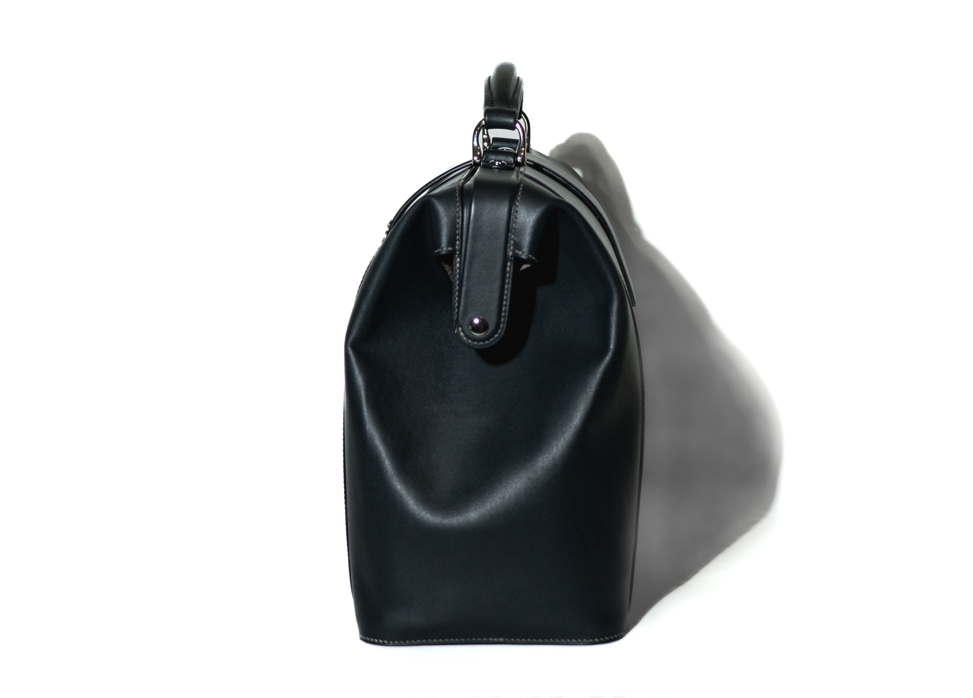 Черный саквояж, фото 2